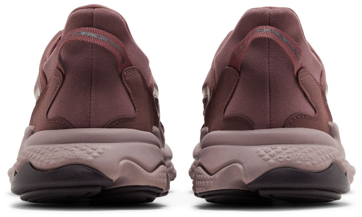 Size 10M Adidas Ozweego Celox 'Burgundy'