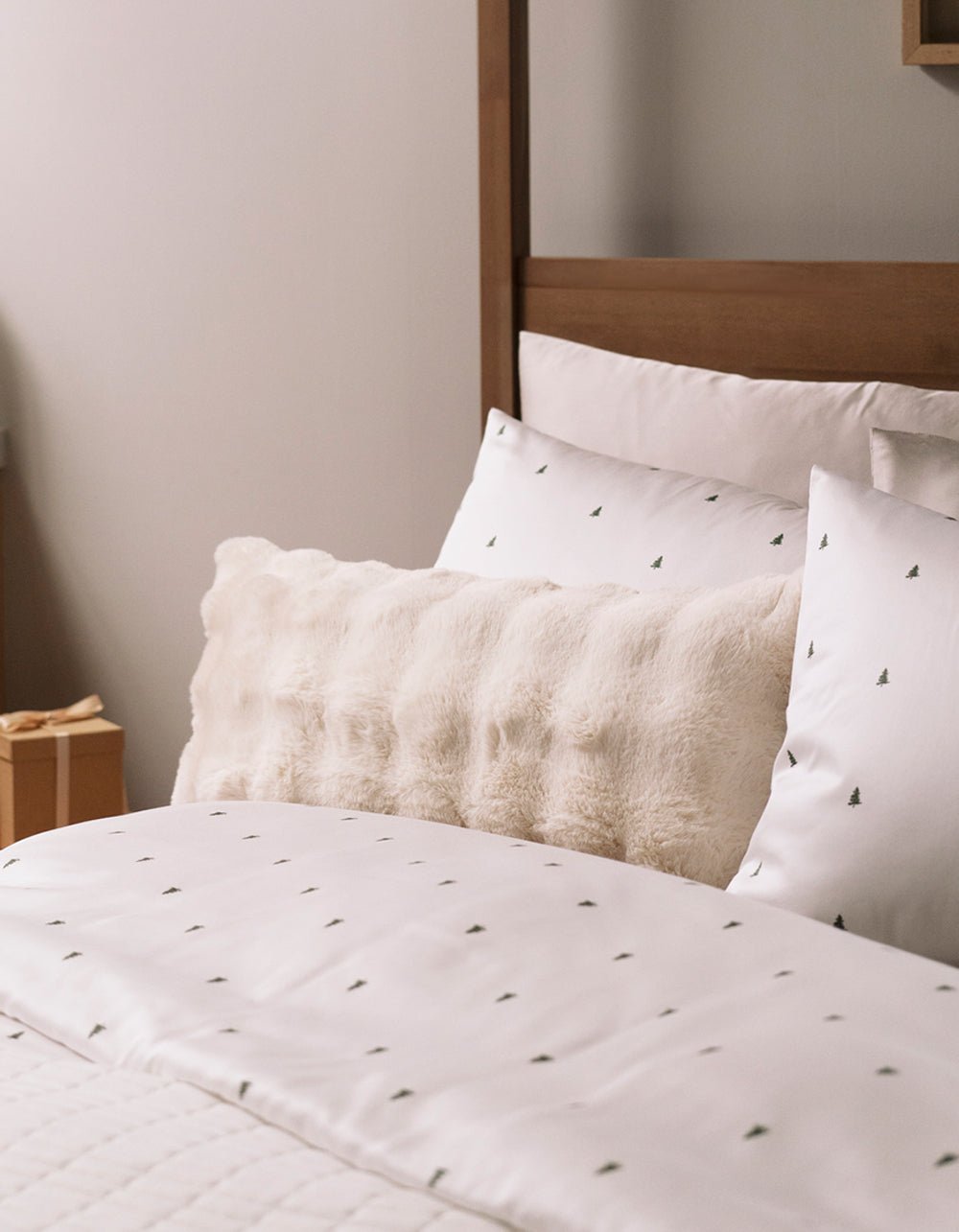 Cozy Earth Bubble Cuddle Pillow
