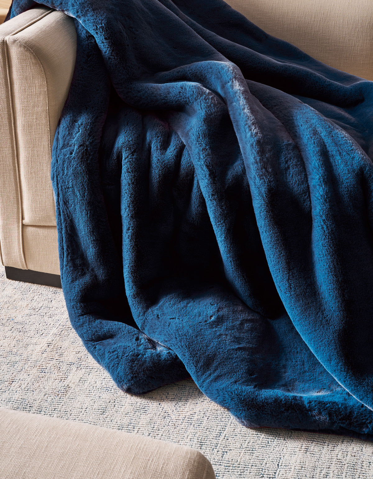 Cozy Earth Superplush Cuddle Blanket