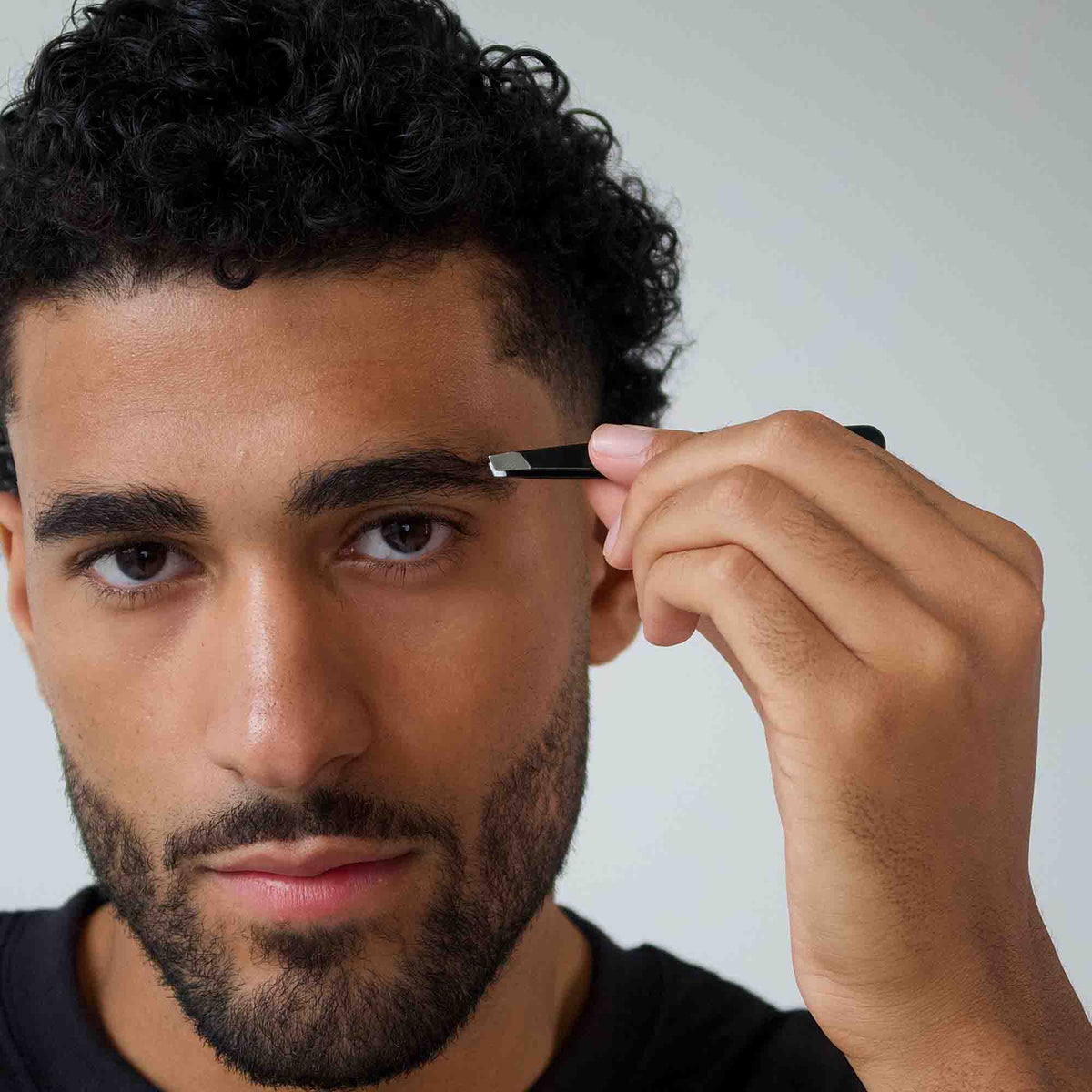 Gentlehomme Beard, Eyebrow, & Facial Hair Tweezers