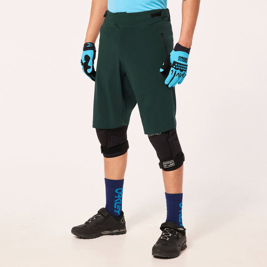 Oakley Factory Pilot Lite Shorts ‘Hunter Green’