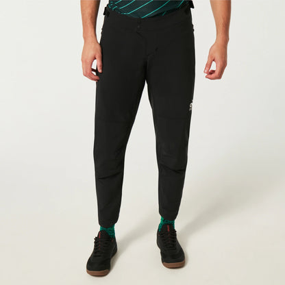 Oakley Element Lite MTB Pants ‘Blackout’