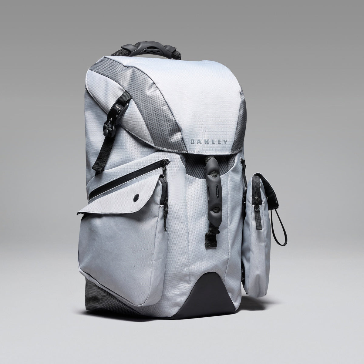 Oakley Latitude Flex Pack 'Cement'