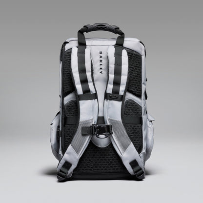 Oakley Latitude Flex Pack 'Cement'
