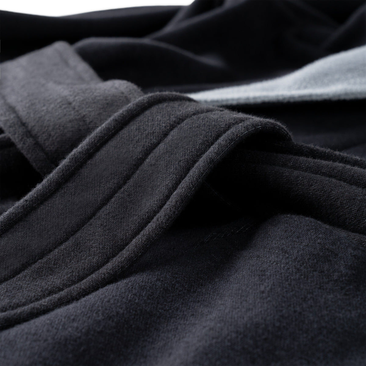 UGG Robinson Fleece Robe 'Black Heather'