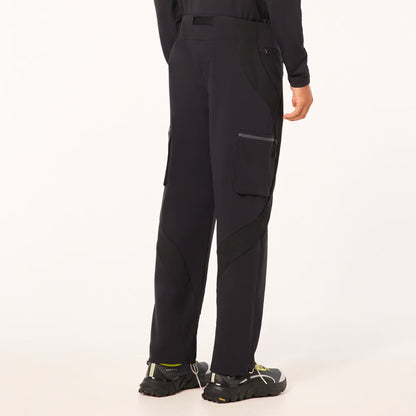 Size 40M Oakley Latitude Arc Pants ‘Blackout’