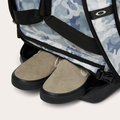 Oakley Enhance LT Boston L 9.0 FW Bag 'Cement Camo'