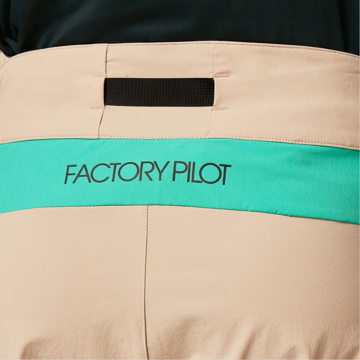 Oakley Seeker ’75 Shorts ‘Humus’