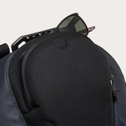 Oakley Kitchen Sink Backpack ‘Graphite’