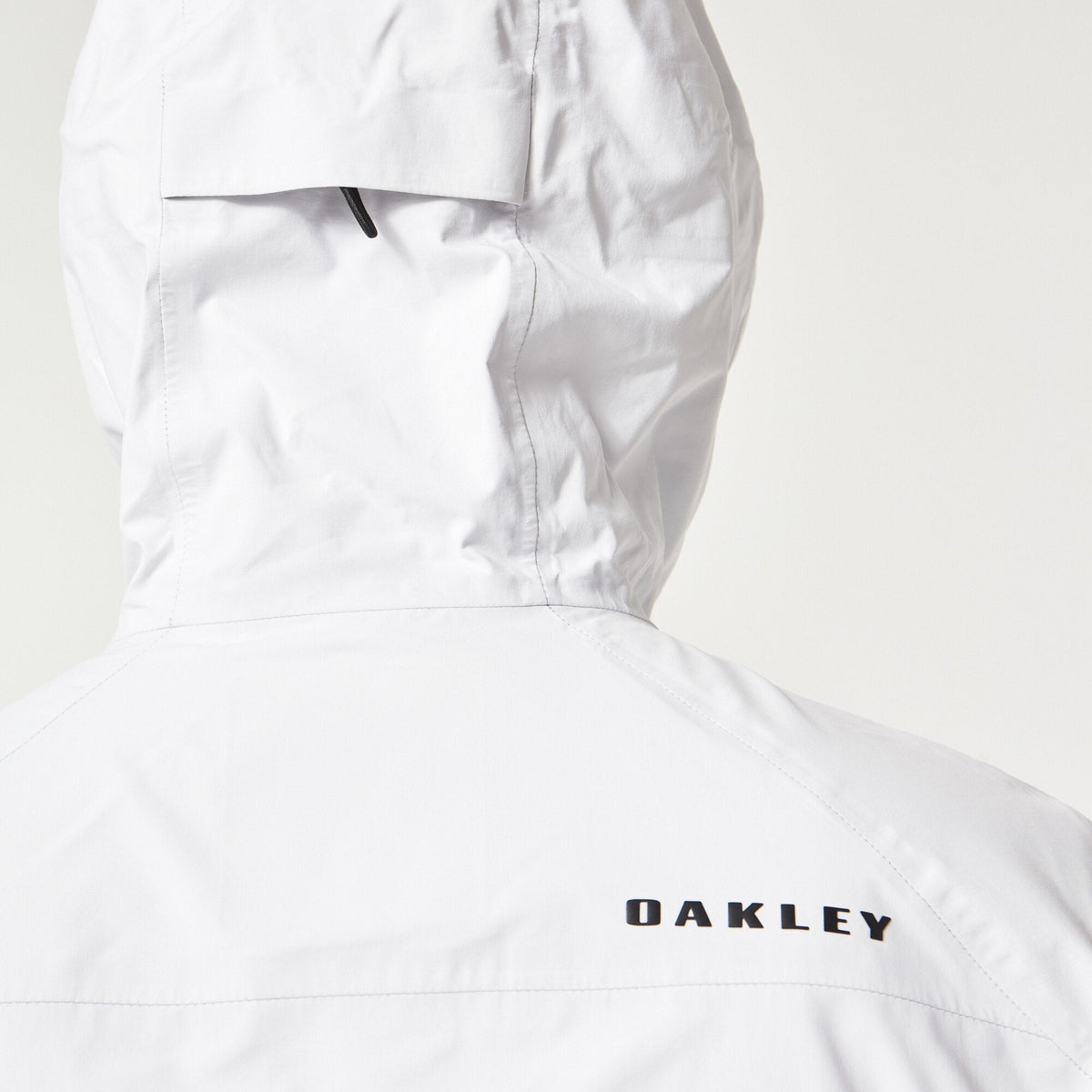 Size S Oakley Bowls GORE-TEX Pro Shell Jacket ‘White’