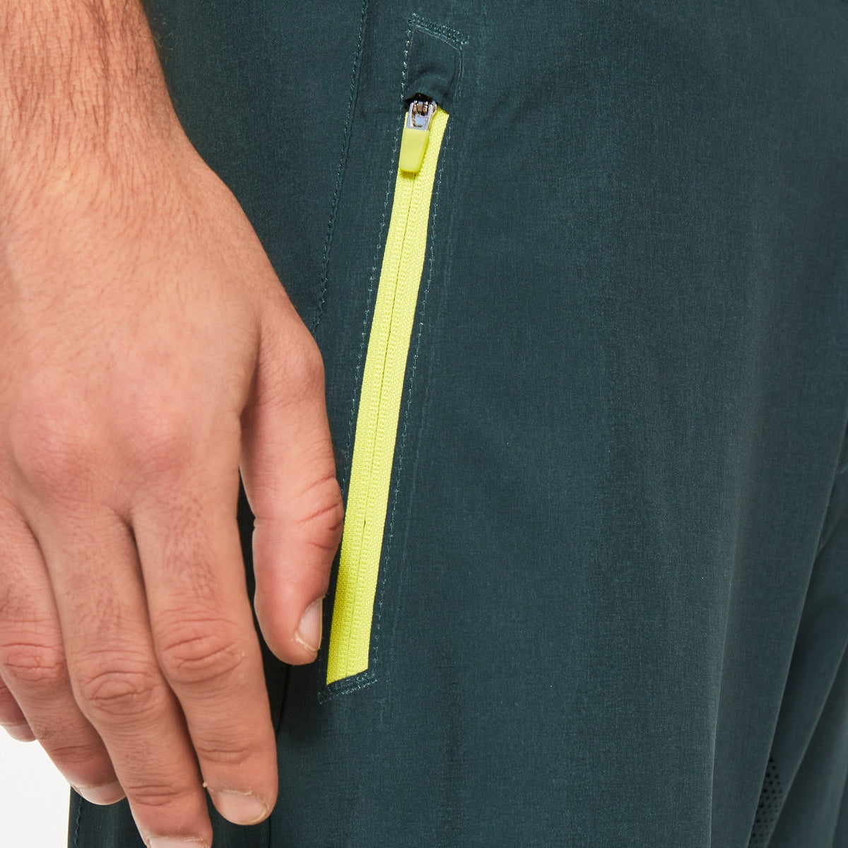 Oakley Reduct Berm Shorts ‘Hunter Green’