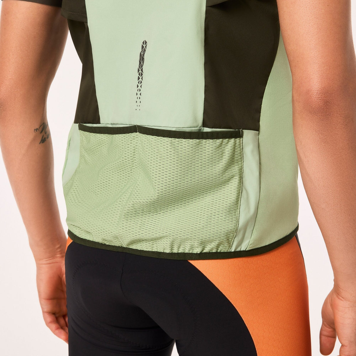 Oakley Elements Insulated Vest ‘New Dark Brush/New Jade’