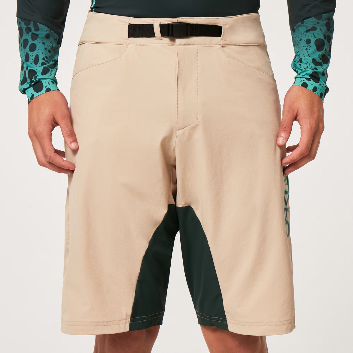 Oakley Seeker ’75 Shorts ‘Humus’