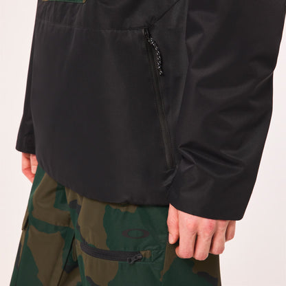 Size L Oakley Divisional RC Shell Anorak ‘Blackout’