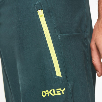 Oakley Reduct Berm Shorts ‘Hunter Green’