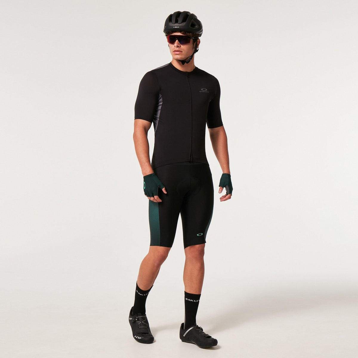 Size M Oakley Endurance Ultra Bib ‘Black/Hunter Green’