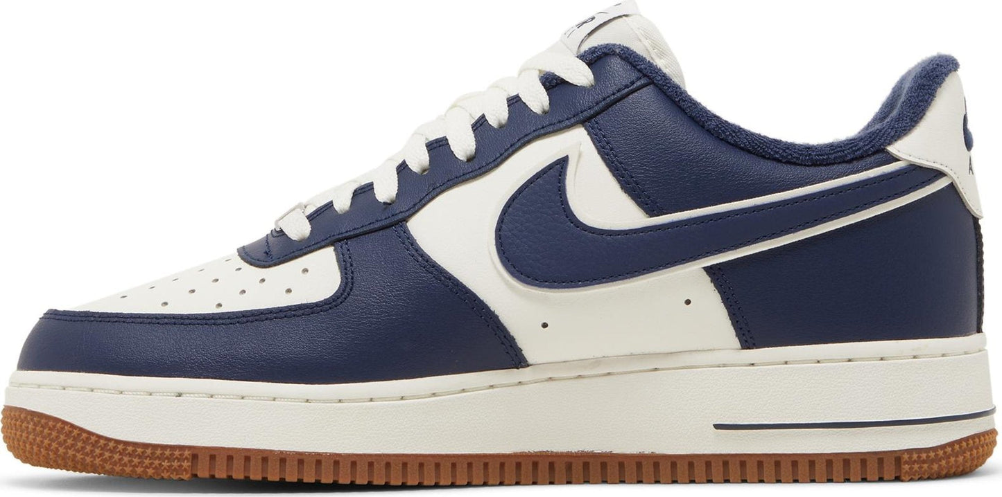 Size 10.5M Nike Air Force 1 '07 LV8 'College Pack - Midnight Navy'