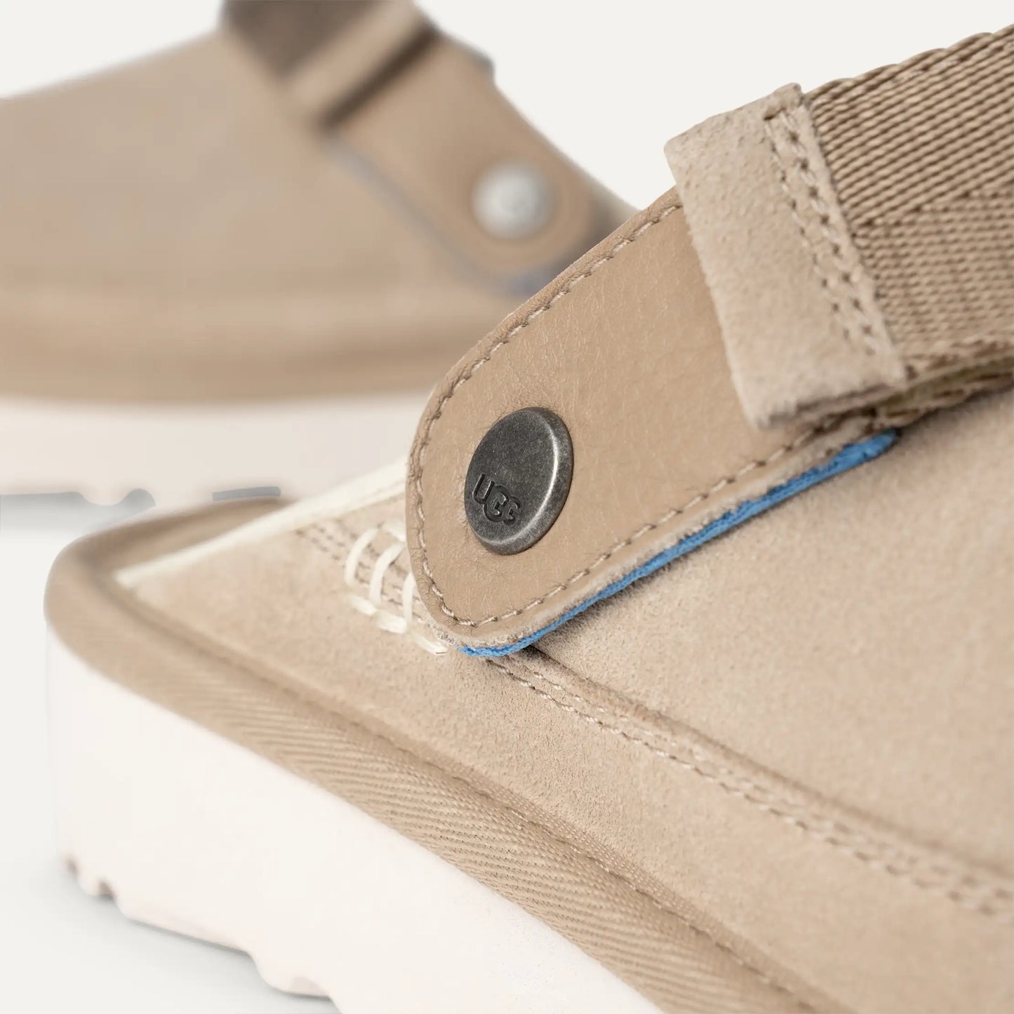 Size 12M UGG Goldencoast Clog 'Sand Santorini'