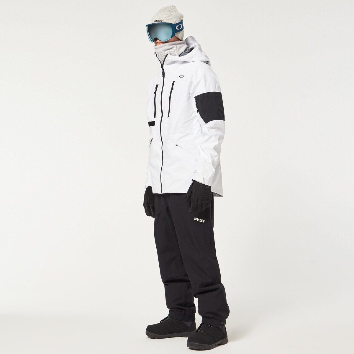 Size S Oakley Bowls GORE-TEX Pro Shell Jacket ‘White’