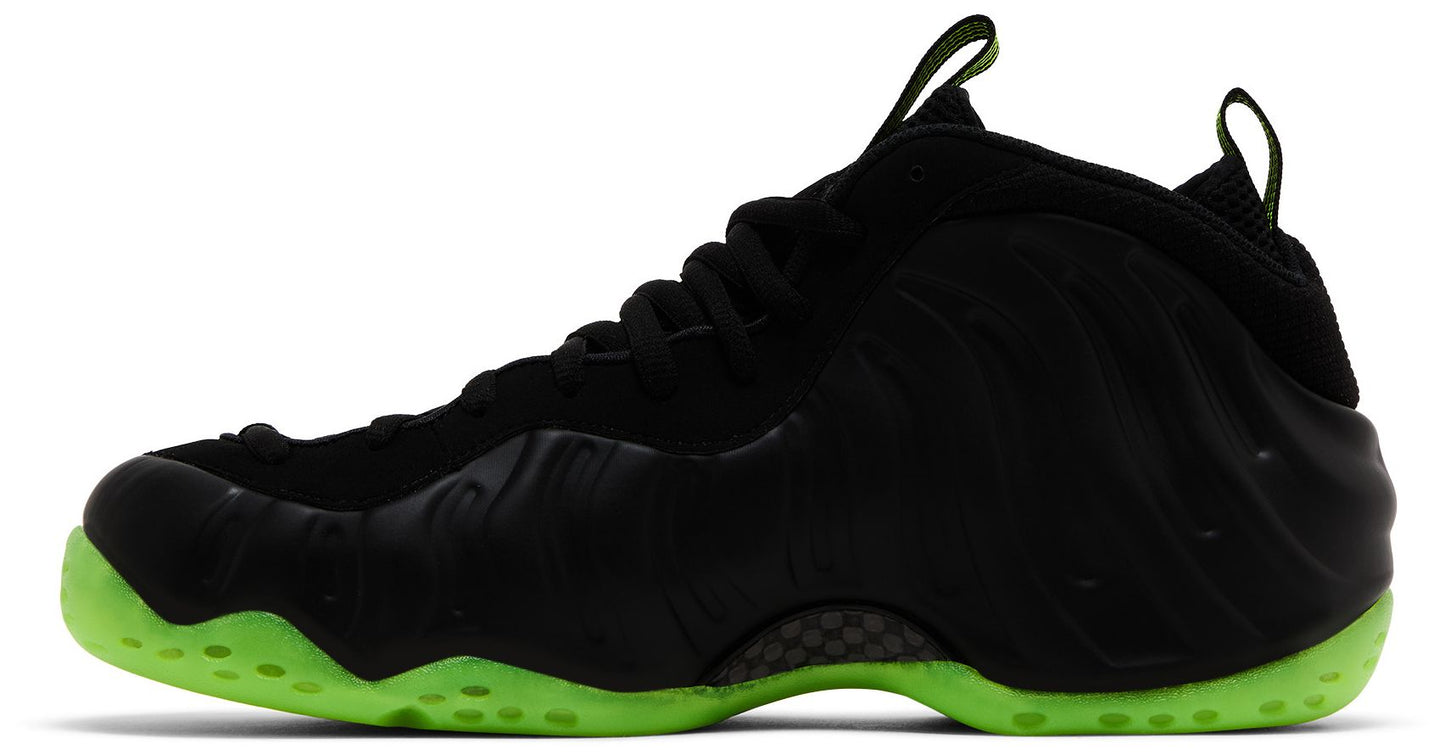 Nike Air Foamposite One "Black Volt"