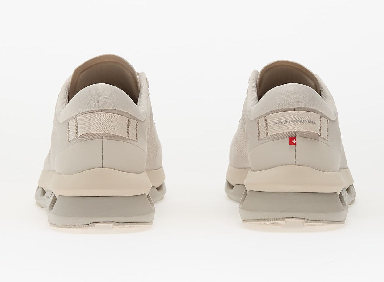 On Cloudzone 'Pearl Truffle'