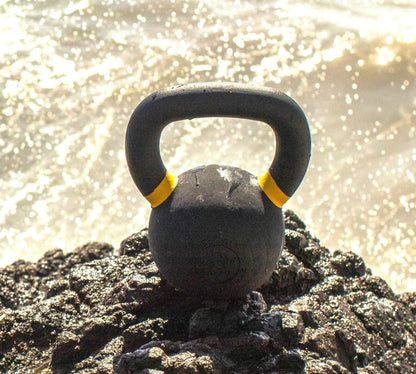 SoCal Kettlebellz 16 kg (35 lb) Powder-Coated Cast-Iron Kettlebell – Black