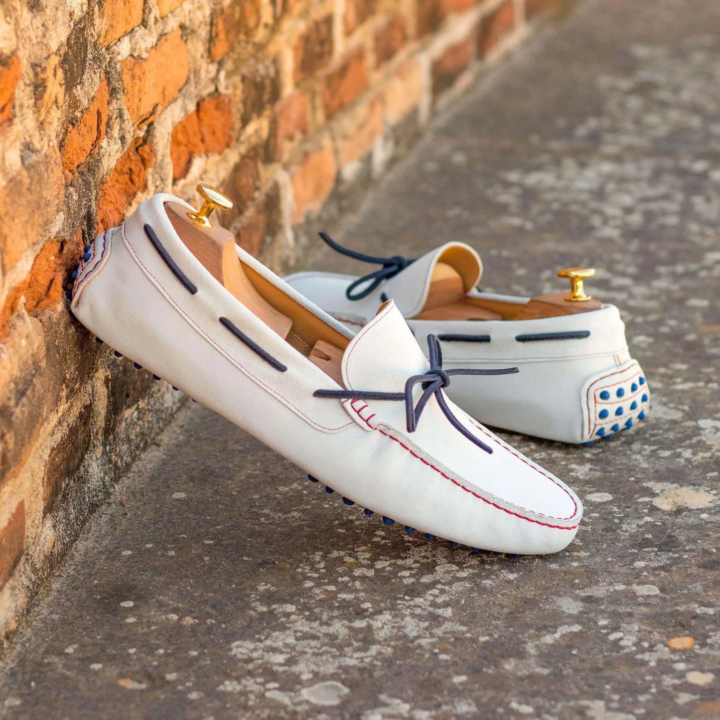 White leather 1989 Driver II driving shoes with rubber soles and suede accents