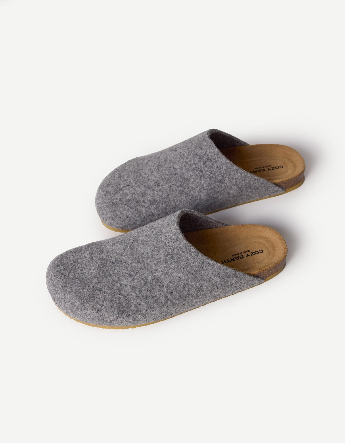 Cozy Earth Lakehouse Clog