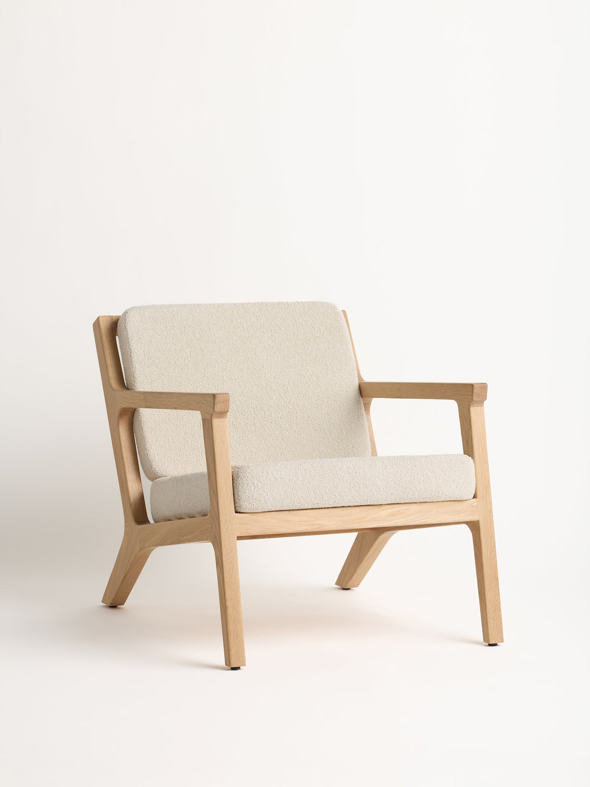 Cozy Earth Coronado Lounge Chair
