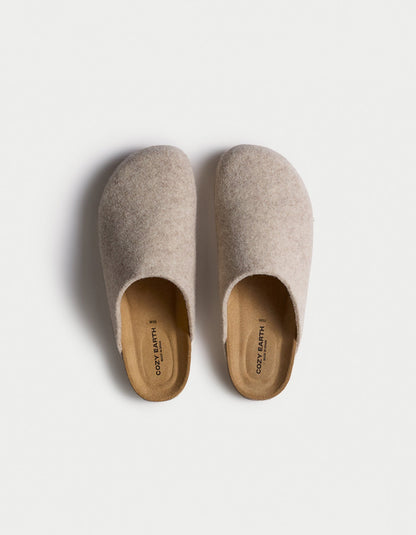 Cozy Earth Lakehouse Clog