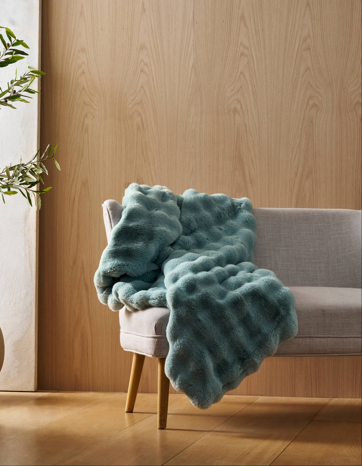 Cozy Earth Bubble Cuddle Blanket