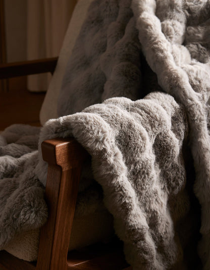Cozy Earth Bubble Cuddle Blanket