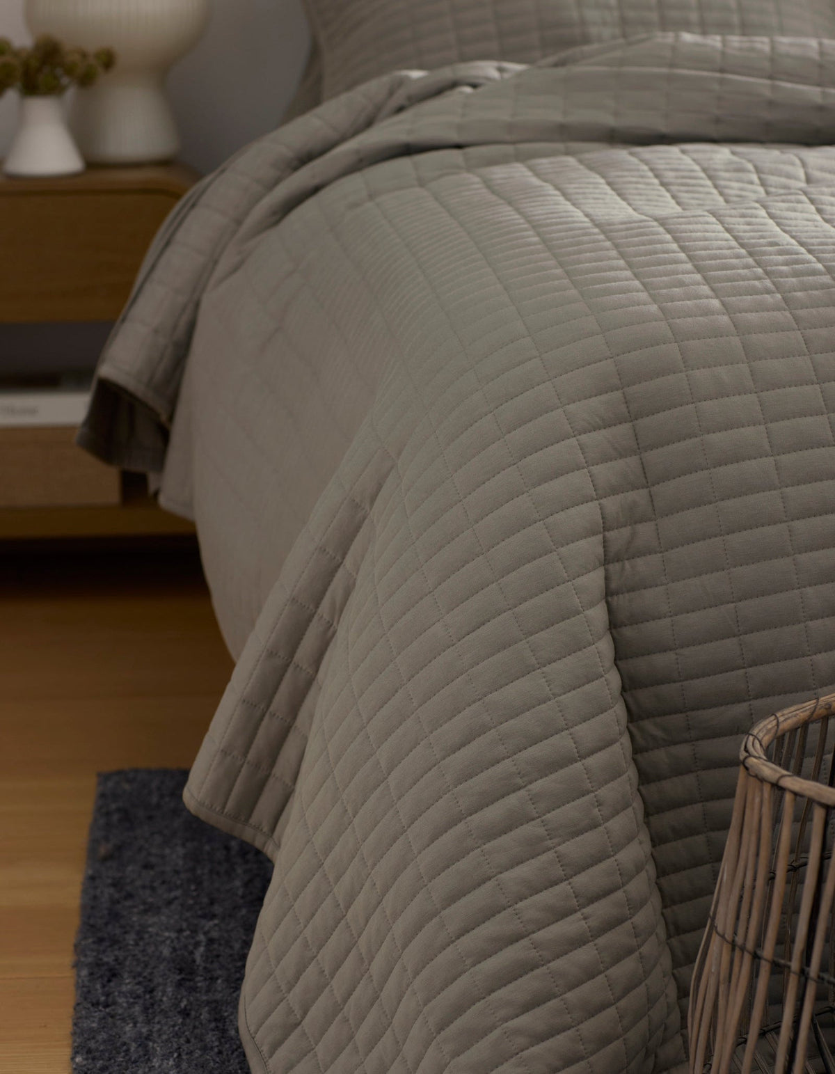Cozy Earth Bamboo Jersey Quilt