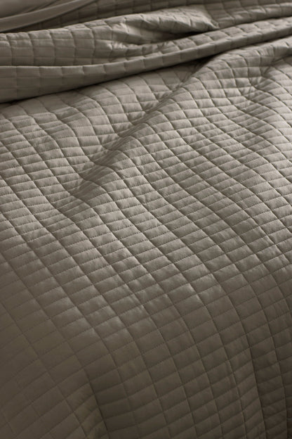 Cozy Earth Bamboo Jersey Quilt Bundle