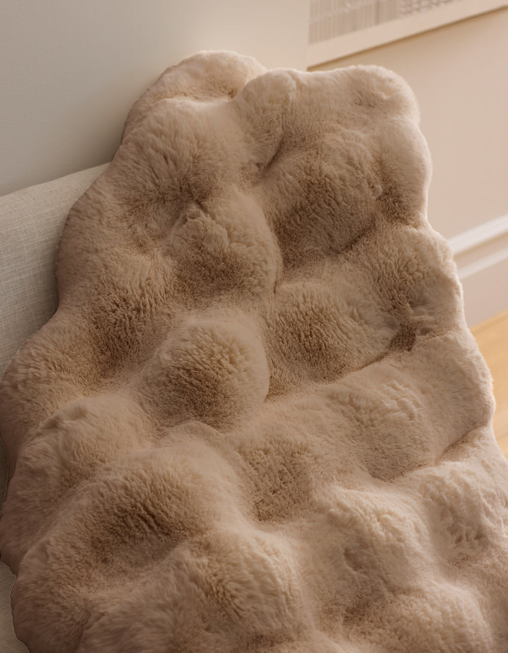 Cozy Earth Double Bubble Cuddle Blanket