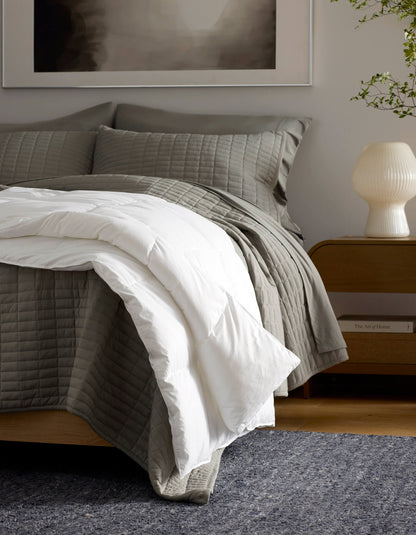 Cozy Earth Down Alternative Throw