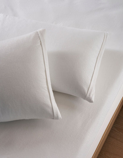 Cozy Earth Cooling Pillow Protector