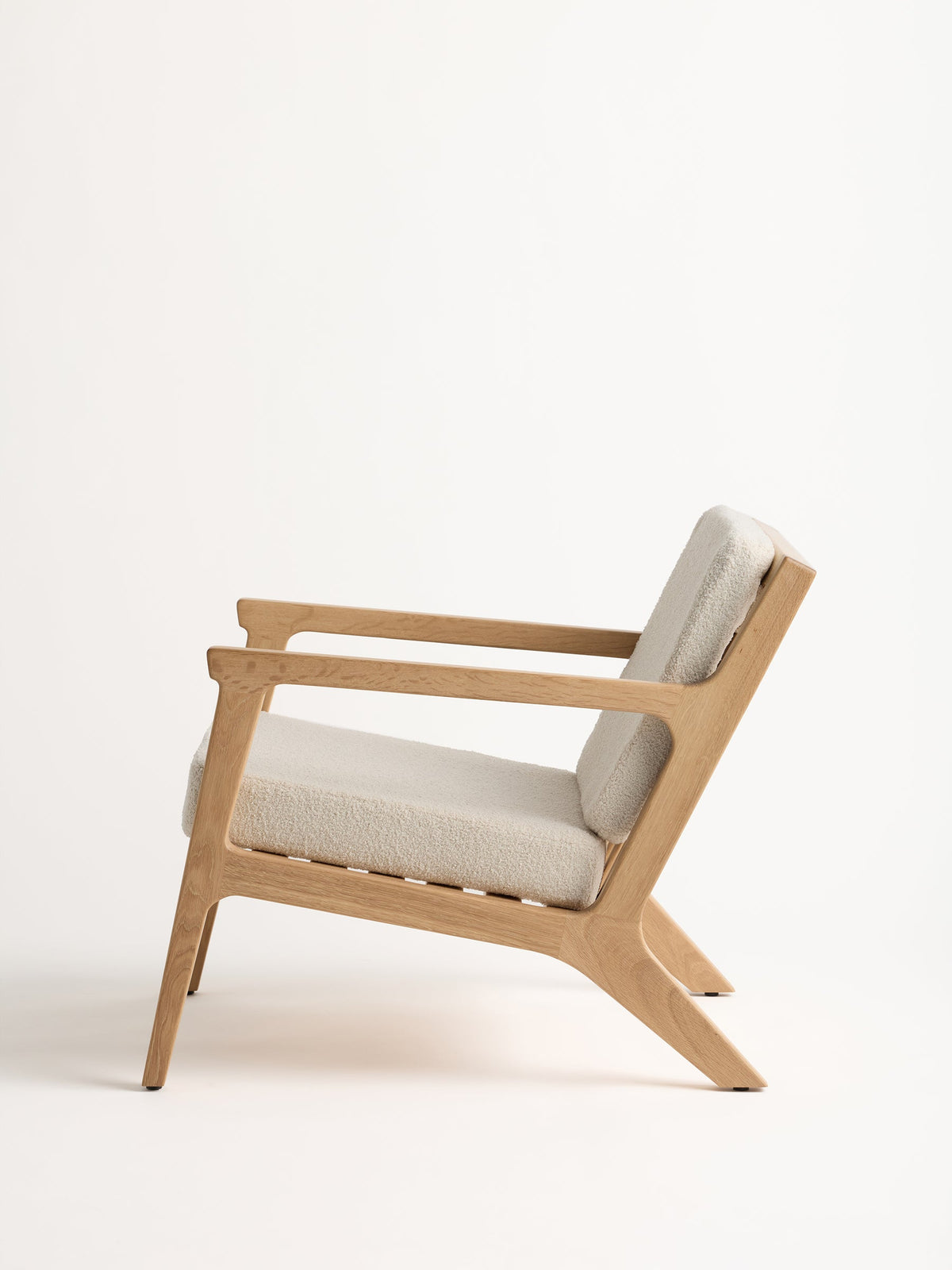 Cozy Earth Coronado Lounge Chair