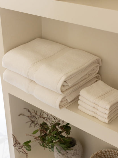 Cozy Earth Luxe Bath Towels