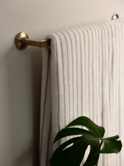 Cozy Earth Luxe Bath Towels