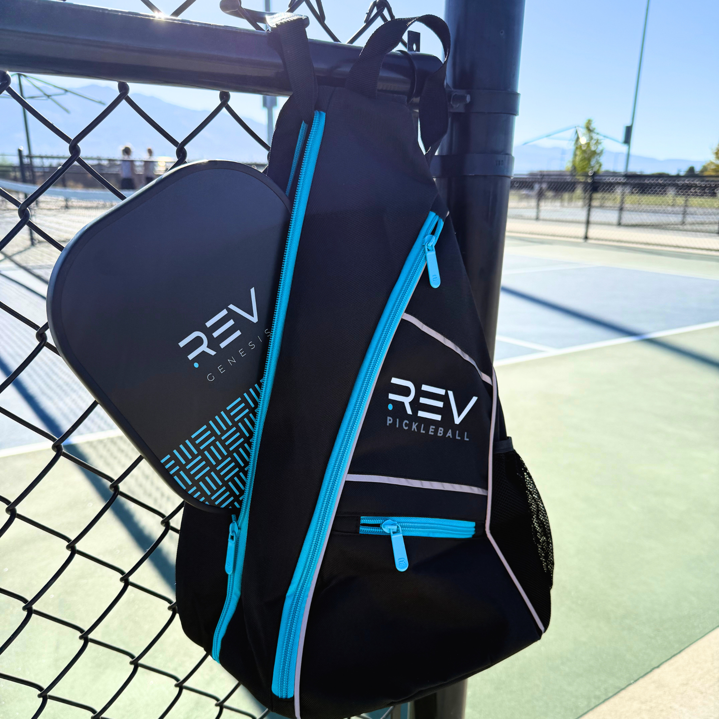 REV Pickleball ELITE Paddle Bag - Mann