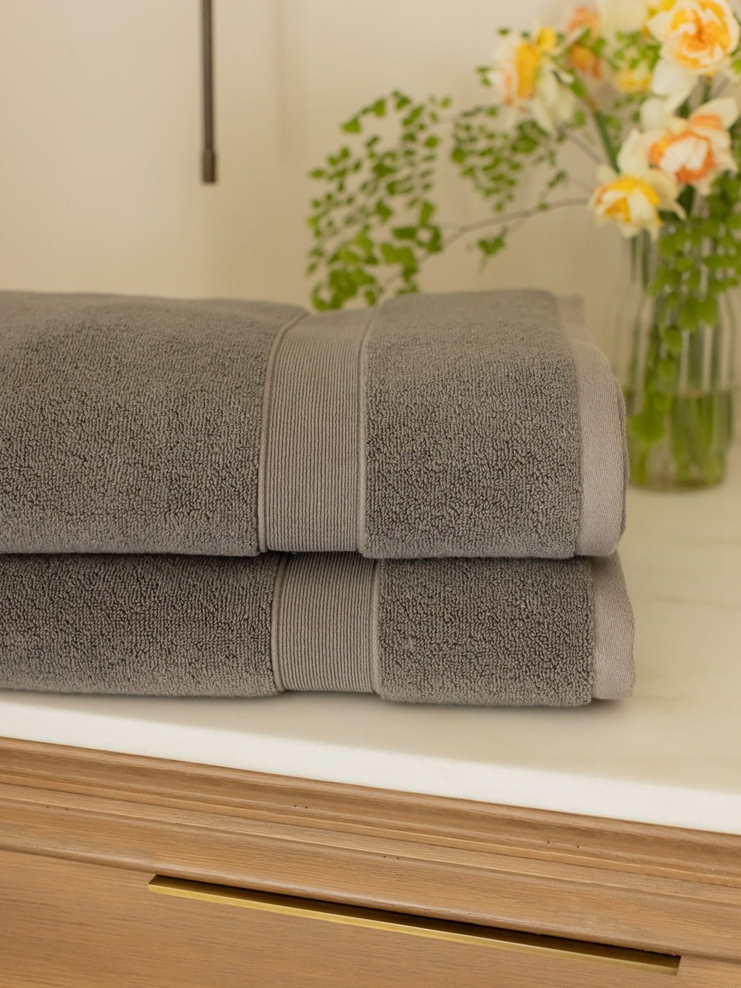 Cozy Earth Luxe Bath Towels