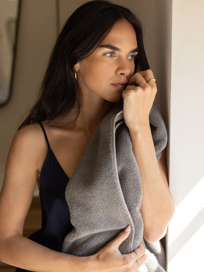 Cozy Earth Luxe Bath Towels
