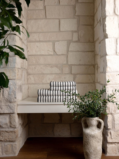 Cozy Earth Luxe Hand Towels