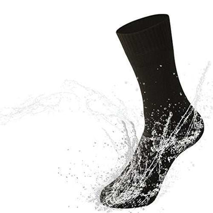 Yatta Life Ultimate Unisex Waterproof Socks showcased with water splashes, highlighting waterproof feature.