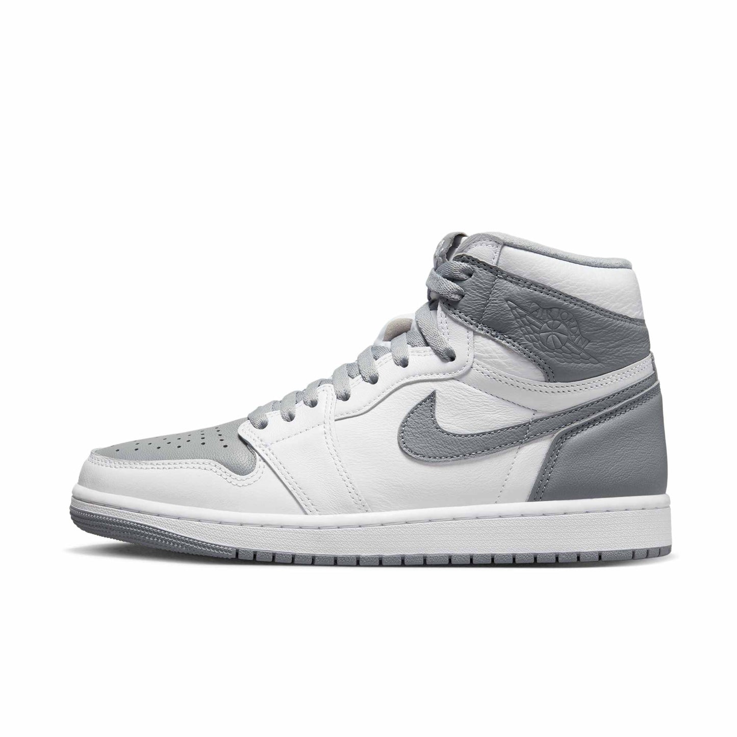 Jordan 1 Retro High OG ‘Stealth’