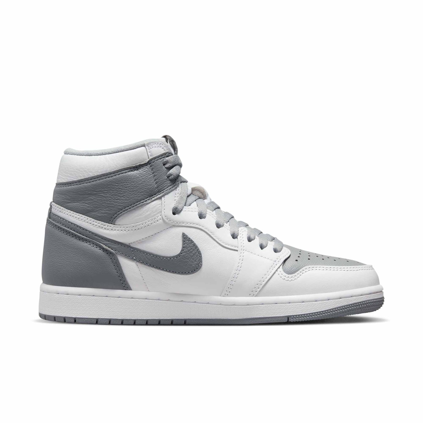 Jordan 1 Retro High OG ‘Stealth’