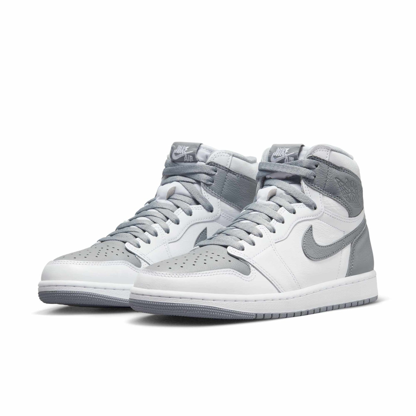 Jordan 1 Retro High OG ‘Stealth’