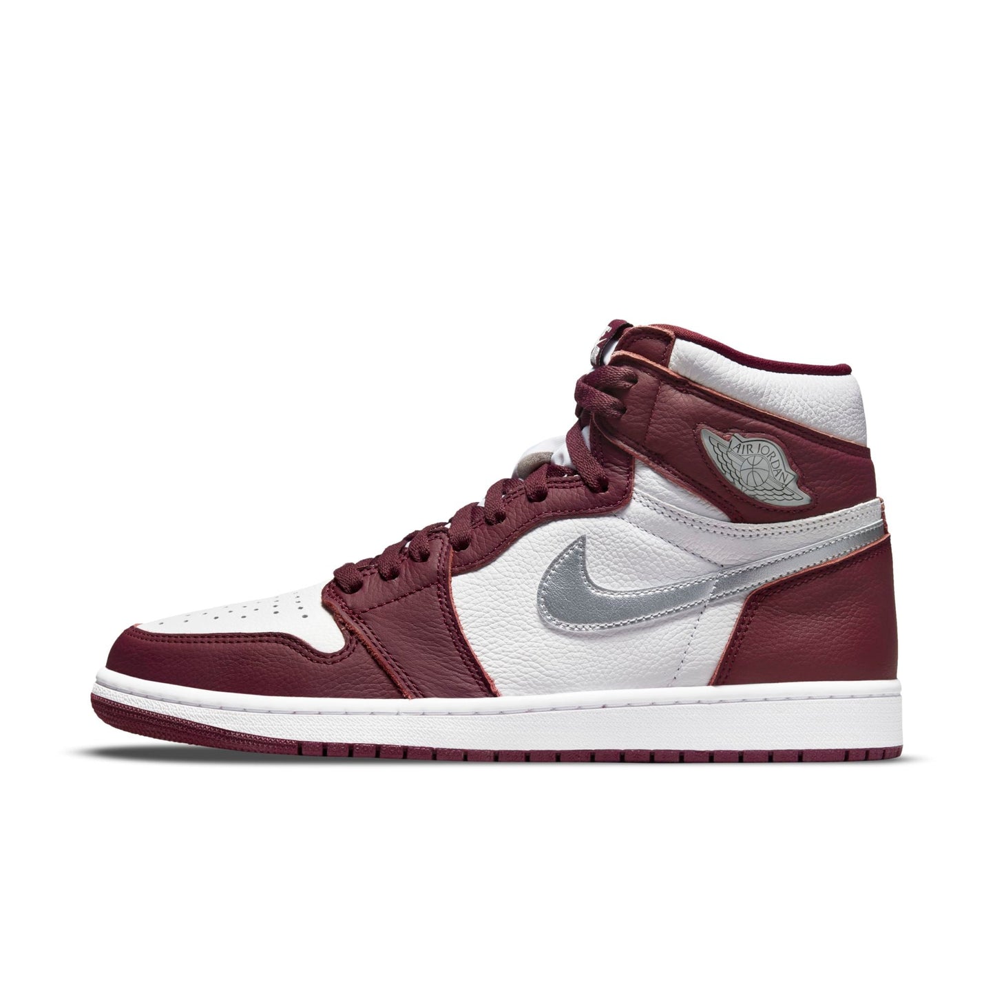 Size 9/9.5M Jordan 1 Retro High OG 'Bordeaux'