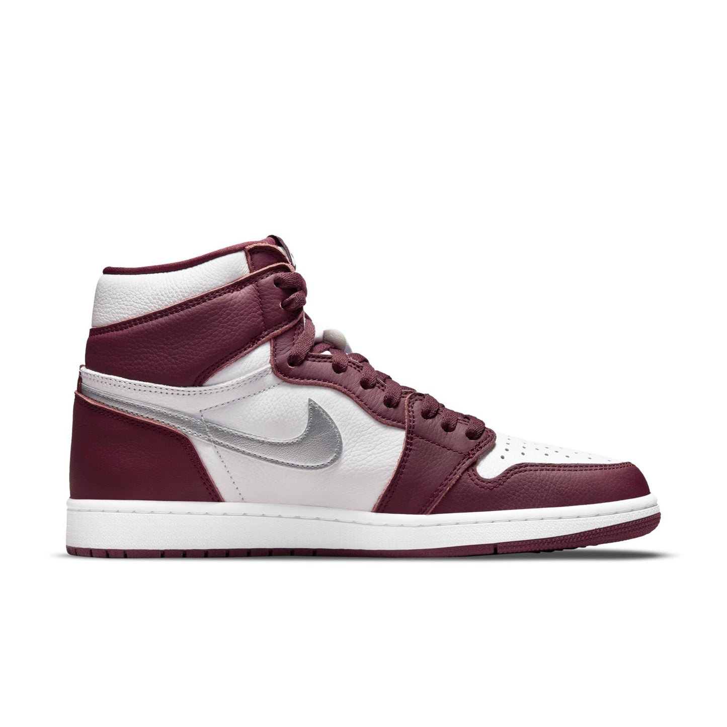 Size 9/9.5M Jordan 1 Retro High OG 'Bordeaux'